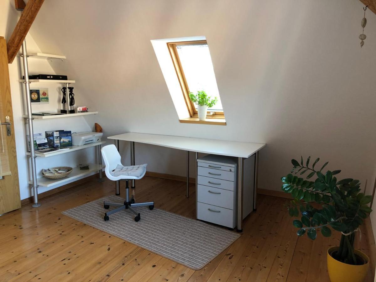 attraktives 2-Zimmer-Apartment mit Ausblick Jena Exteriör bild